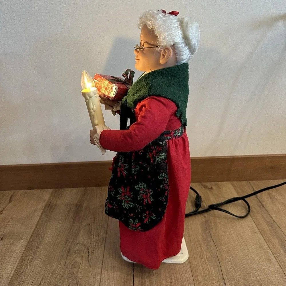Holiday Creations Animated Holiday‎ Figure Mrs. Claus 1990s Vtg Light Up READ